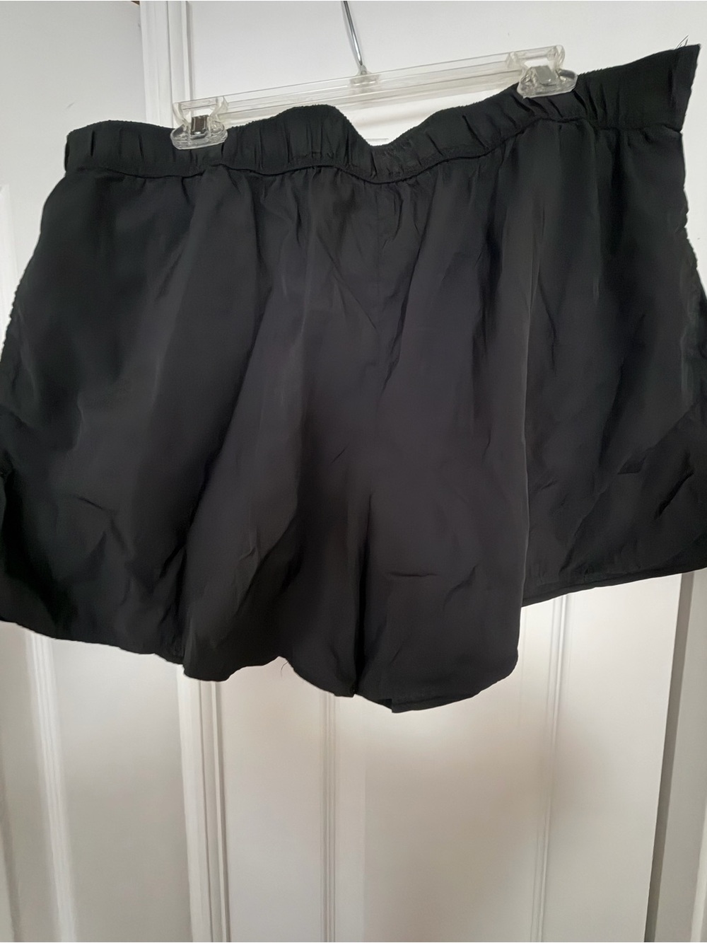 H&M Black Women's Flowy Skort